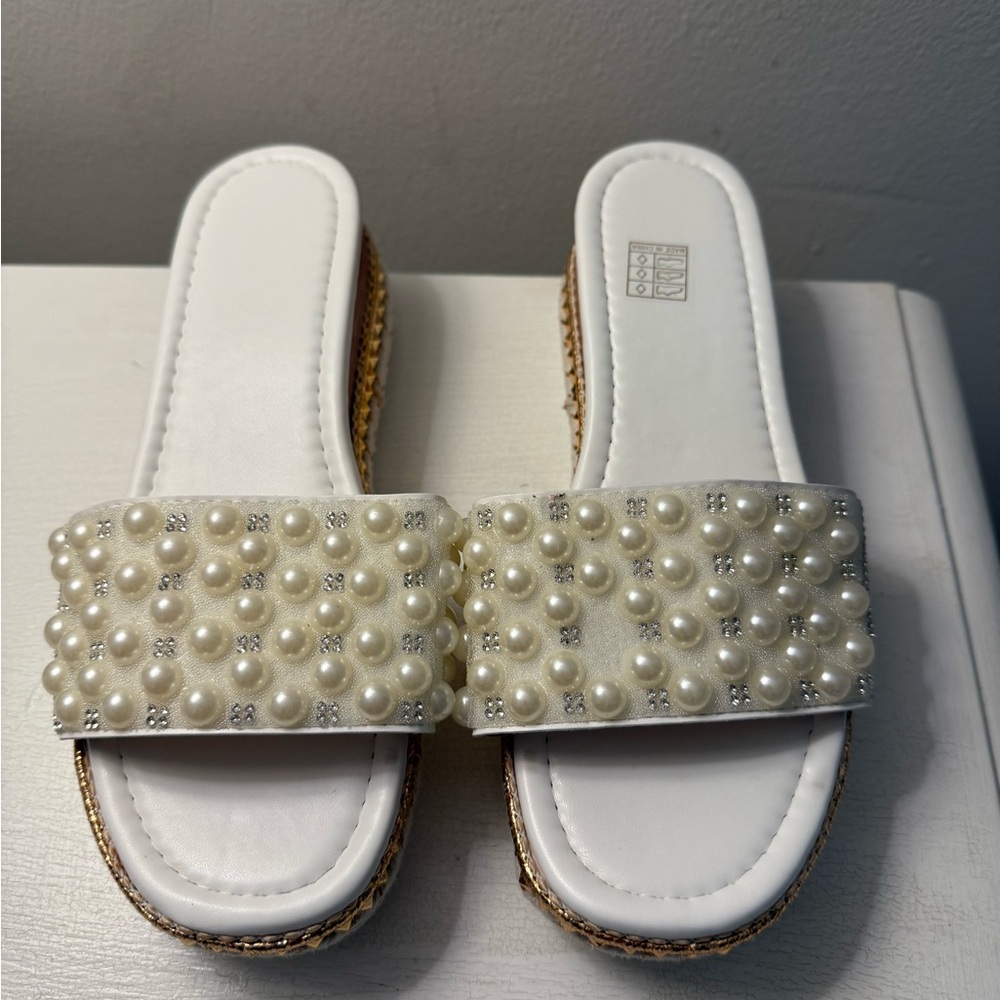 New!! 6 1/2 Elegant White Pearl Embellished Slides